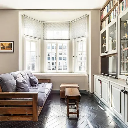 Book Lovers' West End *