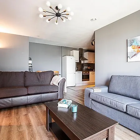 Riverside Escape With Breathtaking Thames Views * London