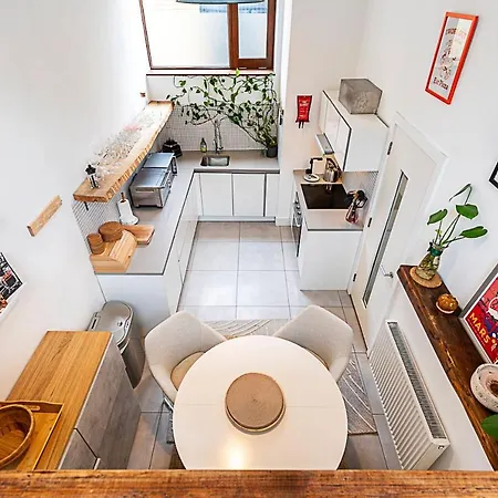 Apartment Modern Airy 2-bed Gem In Trendy Stoke Newington *