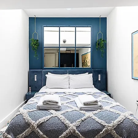Apartment Modern Airy 2-bed Gem In Trendy Stoke Newington London