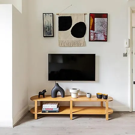 Stylish One-bedroom Flat In Notting Hill Apartment