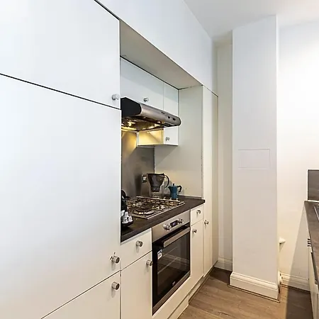 Stylish One-bedroom Flat In Notting Hill *