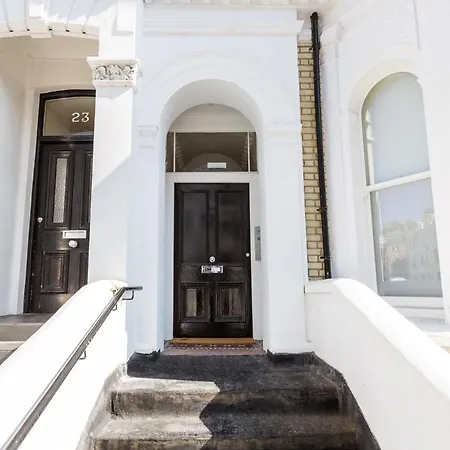 Coleherne Road X Apartment