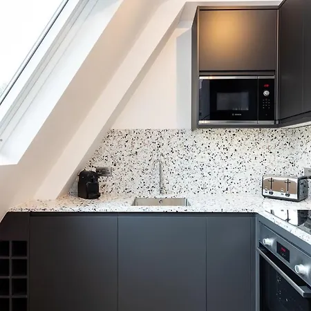 Coleherne Road X Apartment