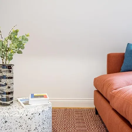 Apartment Coleherne Road X
