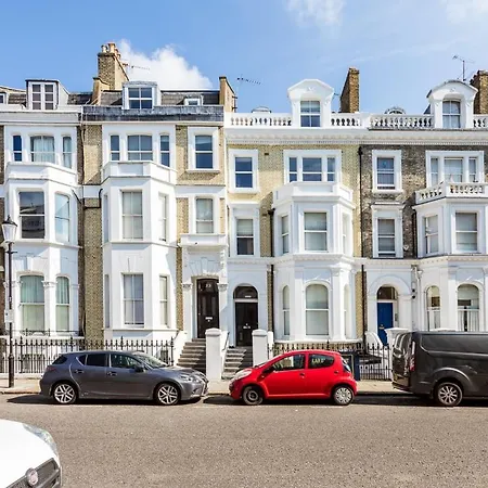 Coleherne Road X Apartment