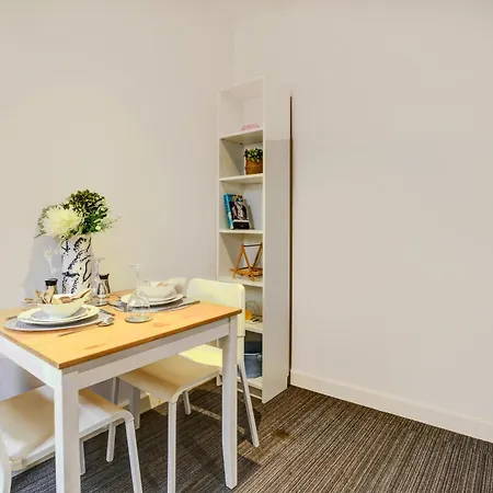 Kingston Luxe Riverside Belvilla Apartment