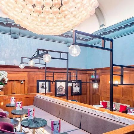 The Dixon, Tower Bridge, Autograph Collection 4*