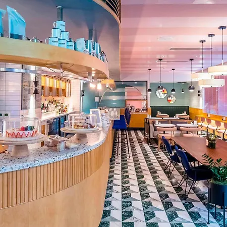 The Dixon, Tower Bridge, Autograph Collection Hotel 4*