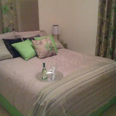 Gasthof In Guest - Double Private Shower Deg-yr Hayes (Greater London)