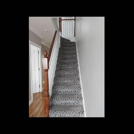 In Guest - Family With Private Bathroom Guest house