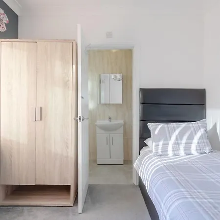 In Guest - Family With Private Bathroom