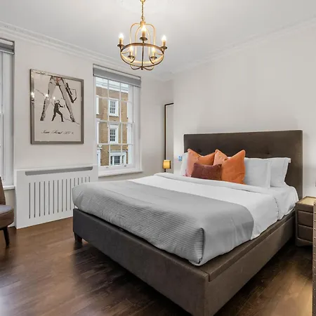 Luxury In Prime Holiday home London