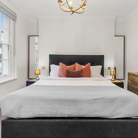 Luxury In Prime Holiday home *