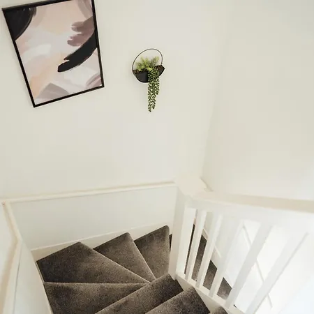 Stylish Kings Cross 2 Bedroom Flat Apartment *