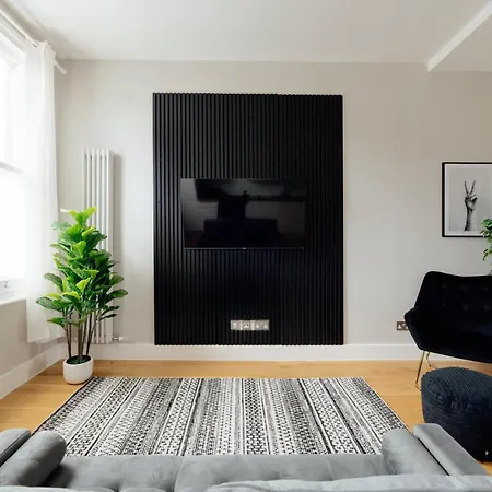 Contemporary & Chic 1 Bedroom In Honor Oak Apartment
