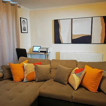 Cozy Near O2 Arena Holiday home London