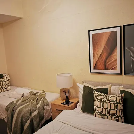 Cozy Near O2 Arena