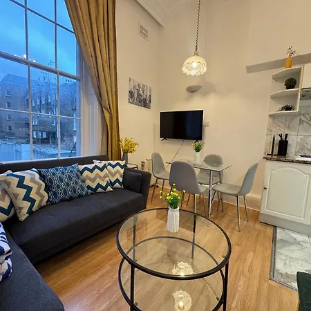 Apartment Charming And Affordable Flat For 4 People In Baker Street Zone 1 With Breakfast