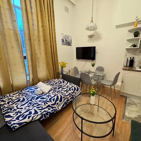 Charming And Affordable Flat For 4 People In Baker Street Zone 1 With Breakfast London