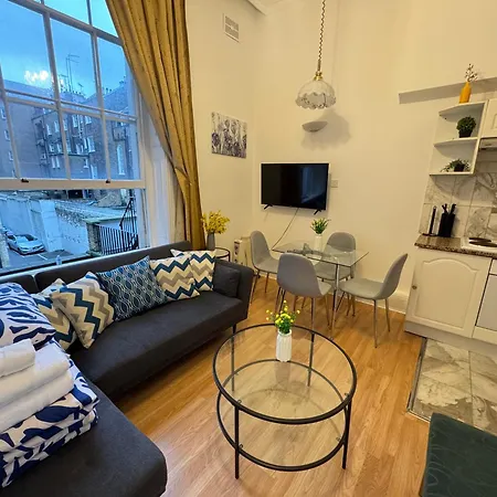 Charming And Affordable Flat For 4 People In Baker Street Zone 1 With Breakfast Apartment *