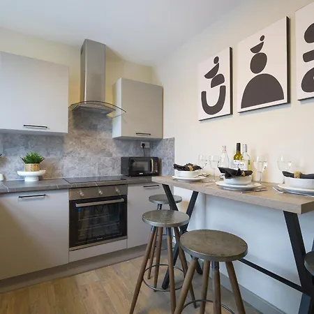 Battersea Serviced Apartment *