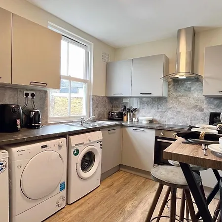 Apartment Battersea Serviced *