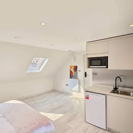 Morden Stratford Studio 4 Guest house