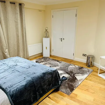 Marble Arch Apartment London