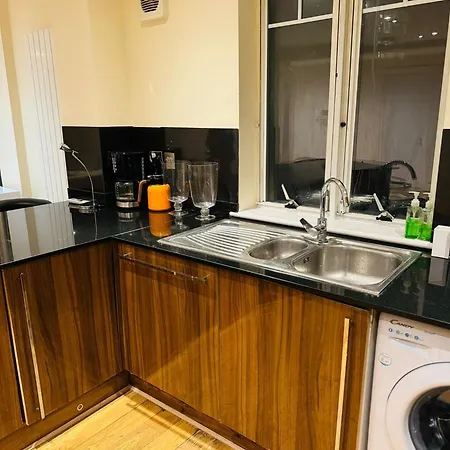 Marble Arch Apartment