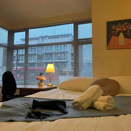 Fabulous Garden Flat Near Kings Cross St Pancras *