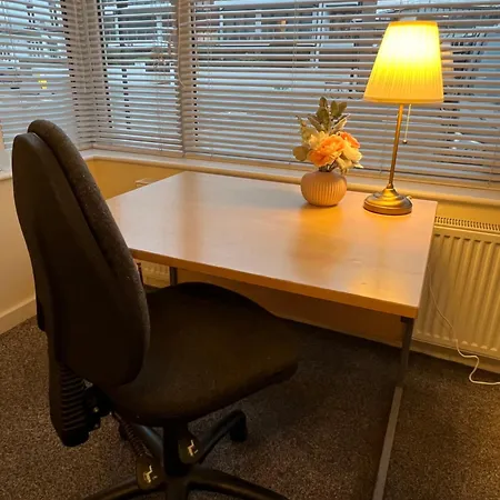 Fabulous Garden Flat Near Kings Cross St Pancras London