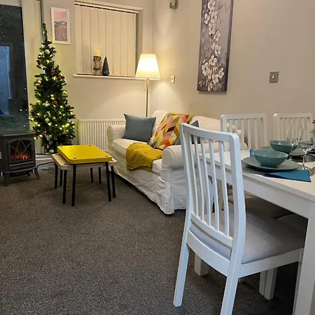 Fabulous Garden Flat Near Kings Cross St Pancras