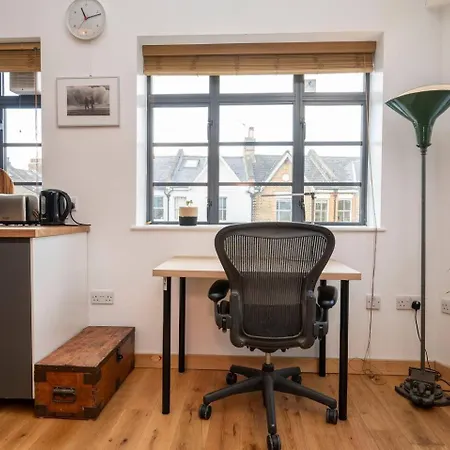 Pass The Keys Peckham 1 Bed Flat Free On Street Parking Apartment London