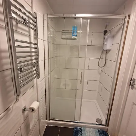 Detached West London Hayes (Greater London)