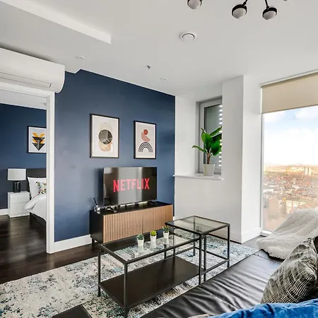 Stylish Views Near Station Apartment Merton (Greater London)