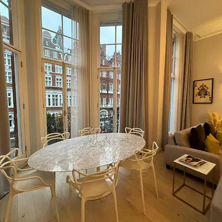 Luxury First Floor Flat In Knightsbridge