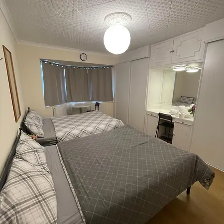 Acton Main Line Homestay