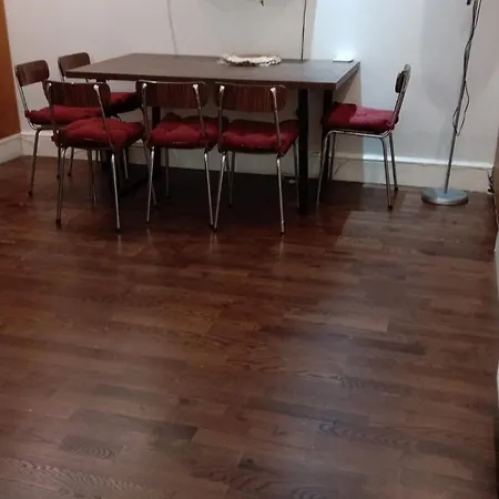 Paddington Cozy 3-bedroom In Prime Location