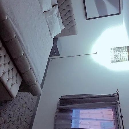 Apartment D'chin Dorcelle *