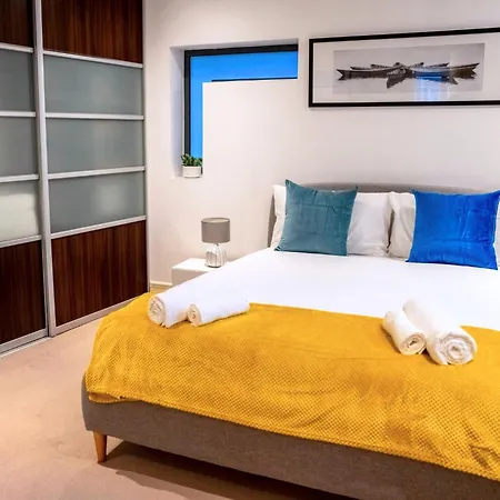 Modern Flat In Farringdon For Work Or Leisure Apartment *