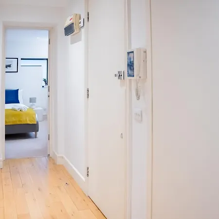 Modern Flat In Farringdon For Work Or Leisure London
