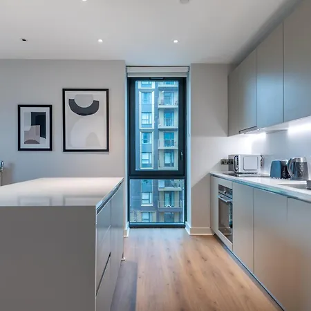Apartment Alto - Modern Comfort & Prime Location