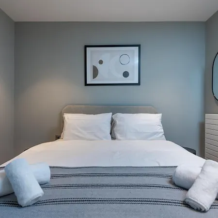 Apartment Alto - Modern Comfort & Prime Location