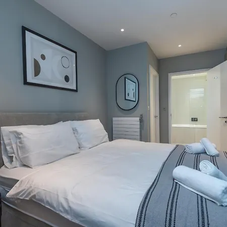Alto - Modern Comfort & Prime Location Apartment