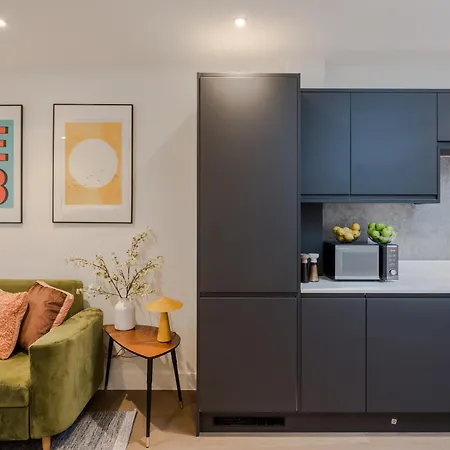 Cityscape Penthouse Ladywell