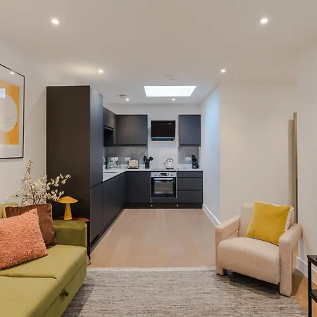Cityscape Penthouse Ladywell London