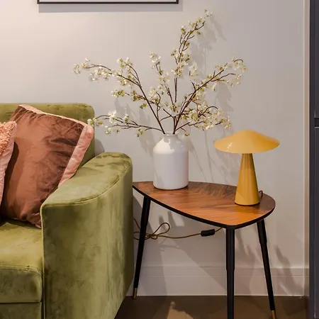 Cityscape Penthouse Ladywell Apartment