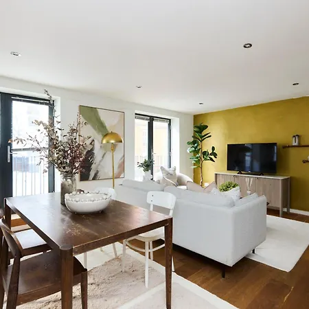 The Shoreditch Retreat - Inviting 2bdr Apartment