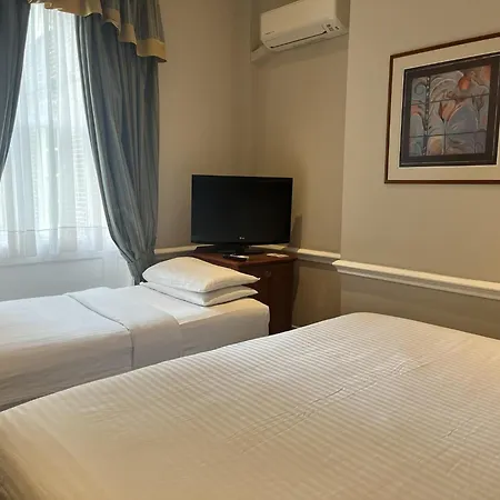 Staunton - Hotel London